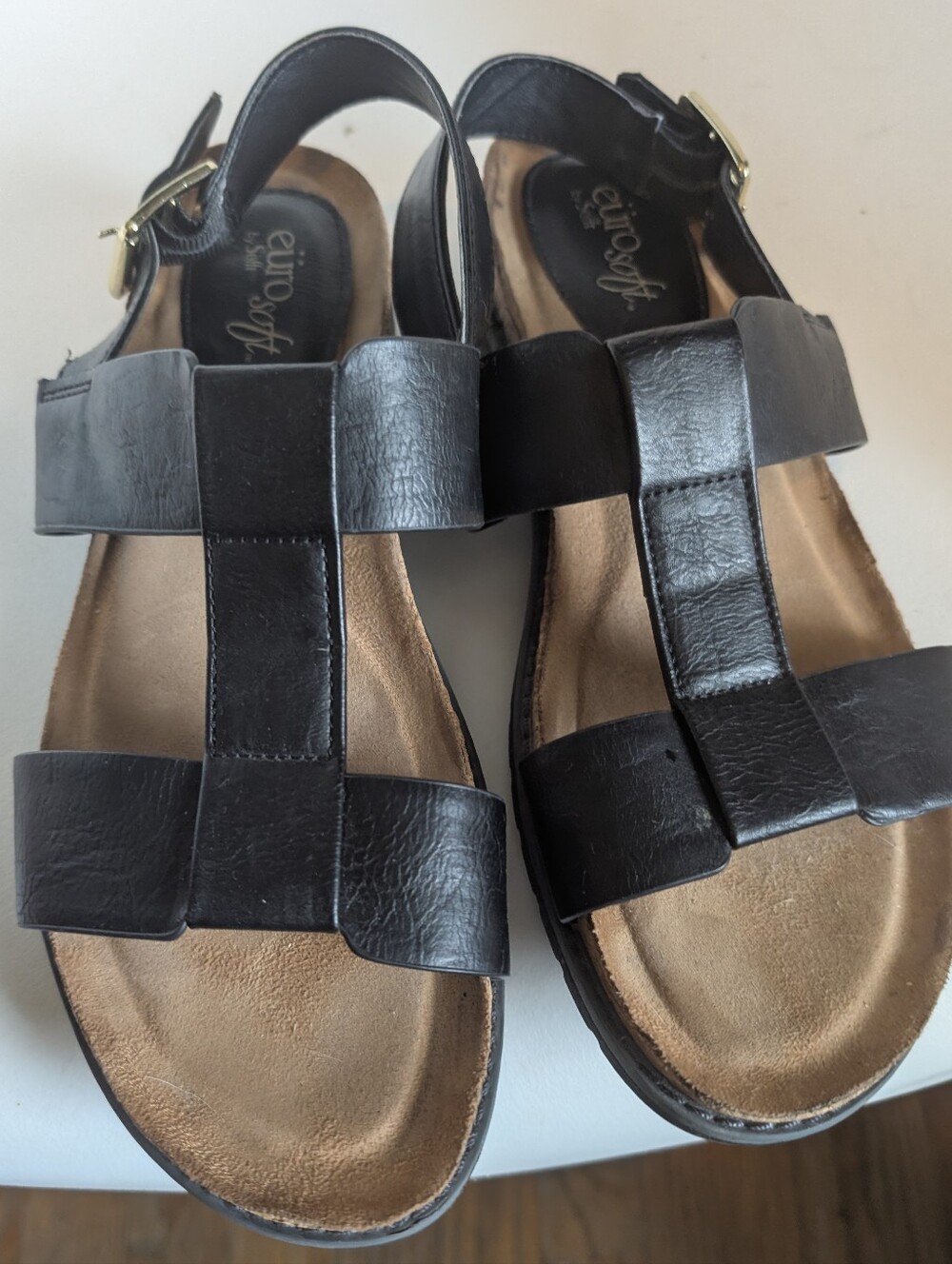 Eurosoft T Strap Sandals By Soft Size 9.5